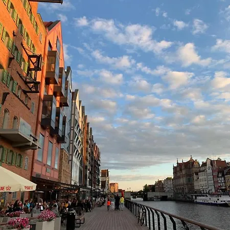 Baltic Riviera - Granaria Riverside Apartment *
